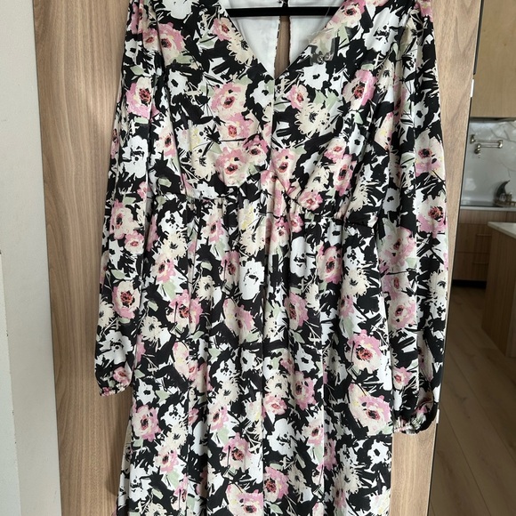 New Torrid 3 Mini Bubble Charmeuse Floral Babydoll Dress 14-16 1x lined silky - Picture 5 of 15